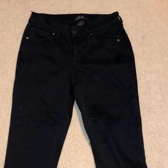 Plain black jeans size 2. - Picture 2 of 3